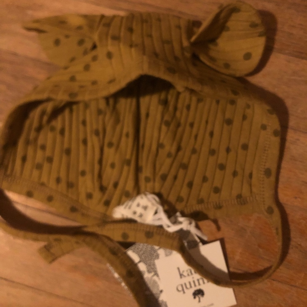 Kate Quinn bear hat